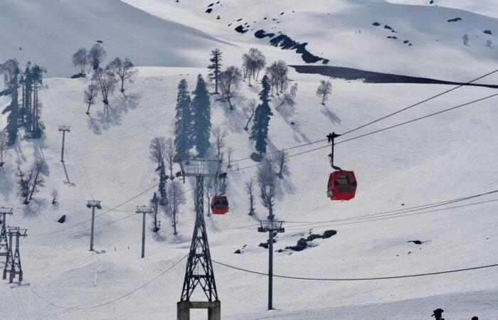 Tripatales Gondola Cable Car in Gulmarg 1200 x 800 Tripatales